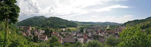 Gasthof Und Pension Zum Kreuz Lautenbach Exterior foto